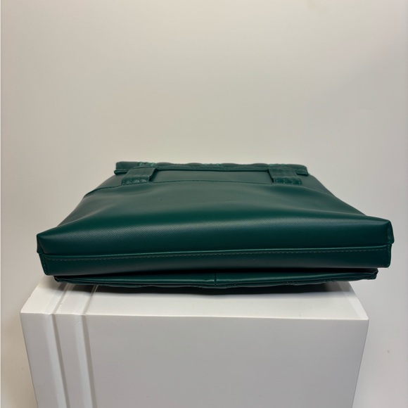 Lug Wicked Emerald Green Quilted Shoulder Bag - Picture 5 of 10